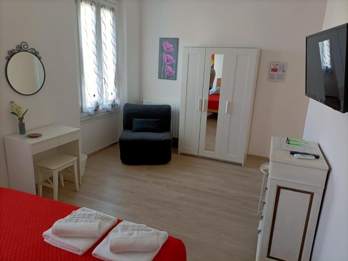 Affittacamere Il Chiostrino Guest House Florence Ngoại thất bức ảnh